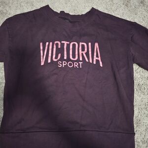 Victoria Sport Purple Sweatshirt And PiNK Camo Workout Top Never Worn Sz L